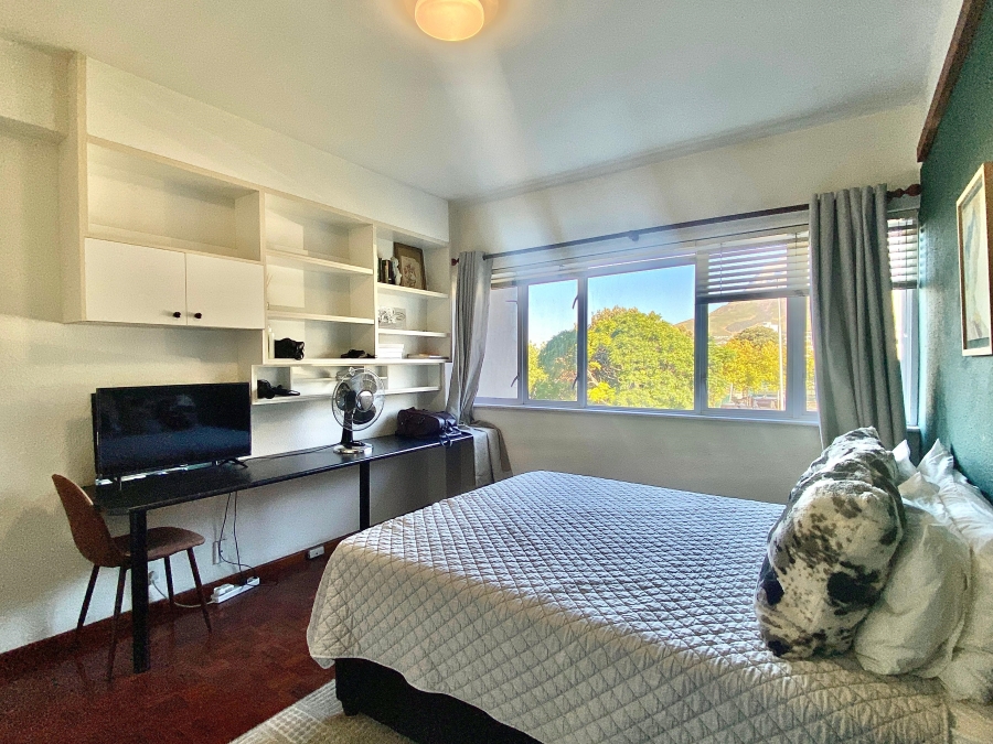 1 Bedroom Property for Sale in Tamboerskloof Western Cape